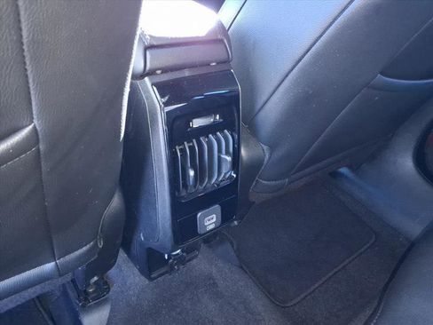 Used 2024 Jeep Compass Limited image 10