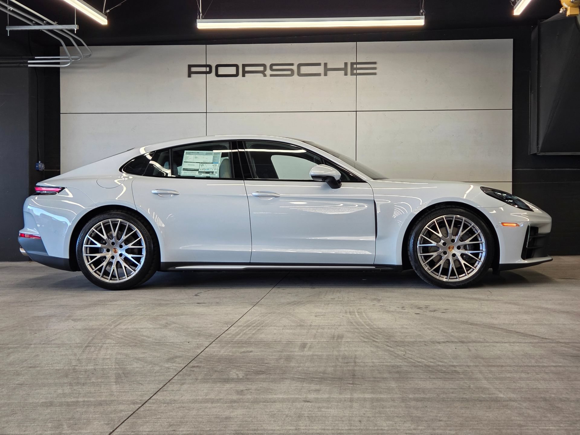 New 2026 Porsche Panamera 4 AWD/4WD image 29