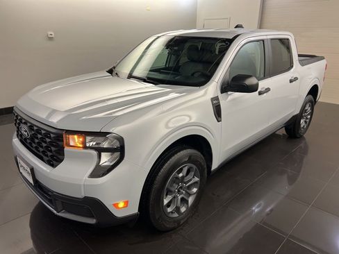 New 2025 Ford Maverick XLT w/ Equipment Group 301A image 3