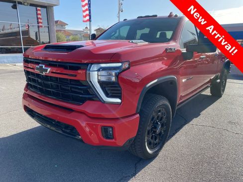 Used 2024 Chevrolet Silverado 3500 LTZ w/ LTZ Plus Package image 1