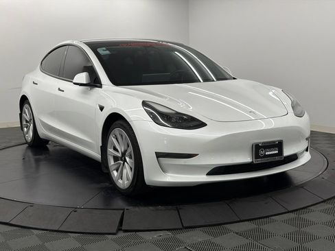 Used 2022 Tesla Model 3 Long Range AWD/4WD image 8