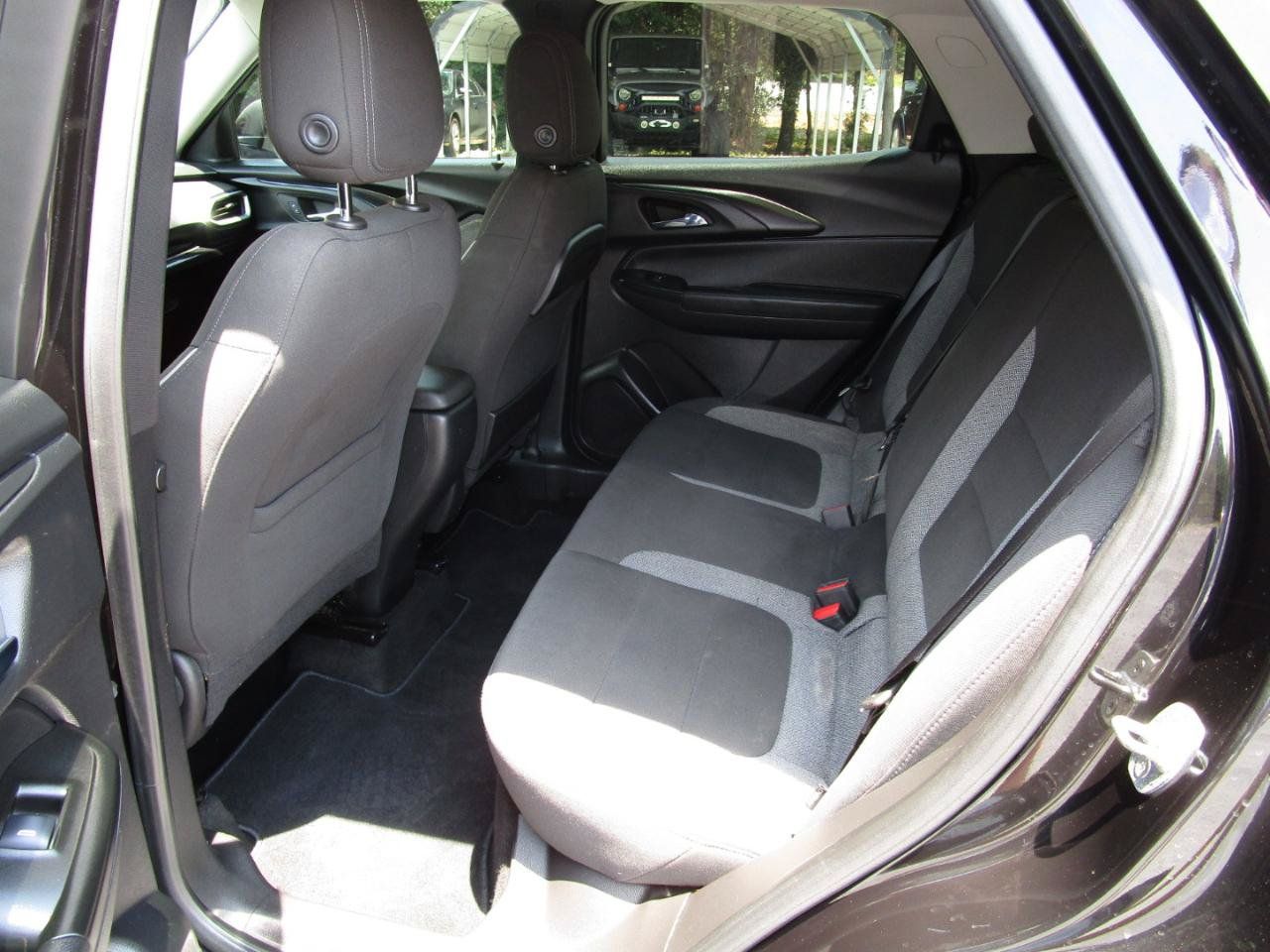 Used 2021 Chevrolet TrailBlazer LS FWD image 18