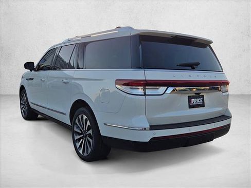 Used 2022 Lincoln Navigator L Reserve AWD/4WD image 8