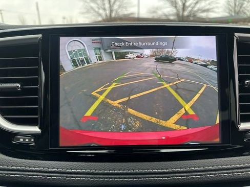 New 2026 Chrysler Pacifica Select image 47