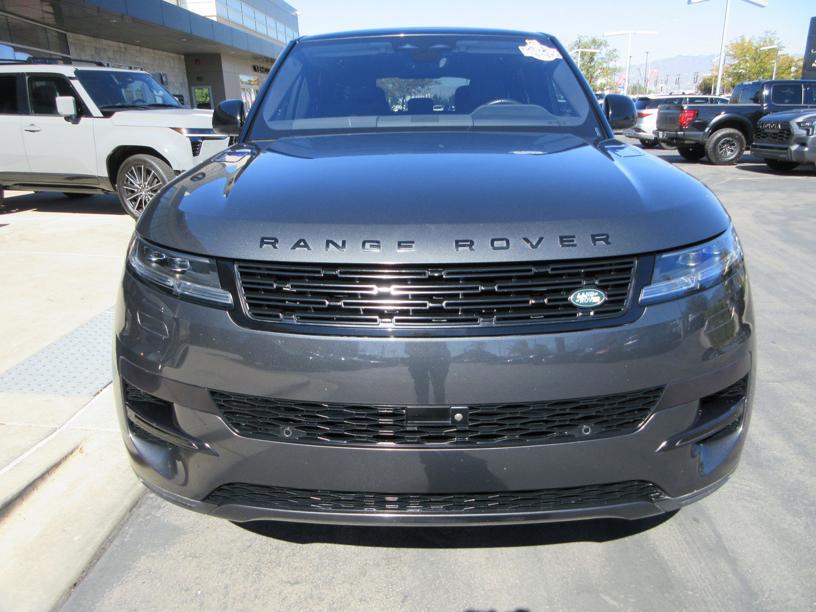 Used 2023 Land Rover Range Rover Sport SE AWD/4WD image 14
