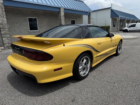 Used 2002 Pontiac Firebird Formula RWD image 6