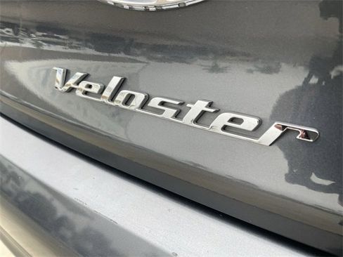 Used 2019 Hyundai Veloster 2.0 image 29