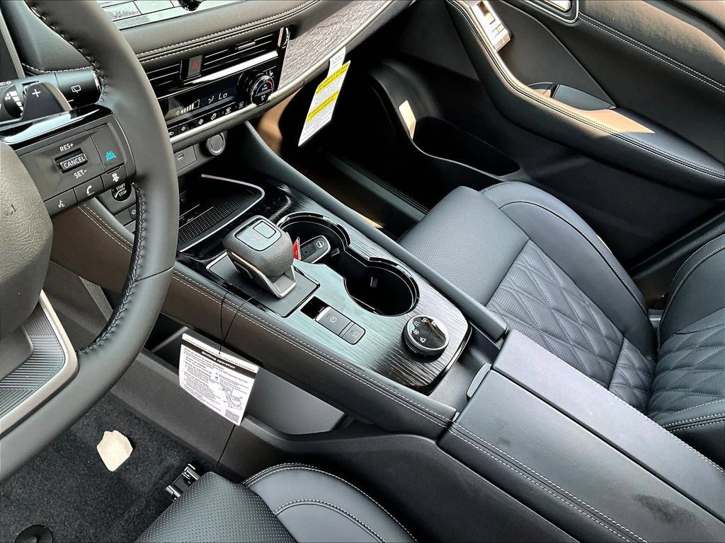 New 2026 Nissan Rogue Platinum AWD/4WD image 26