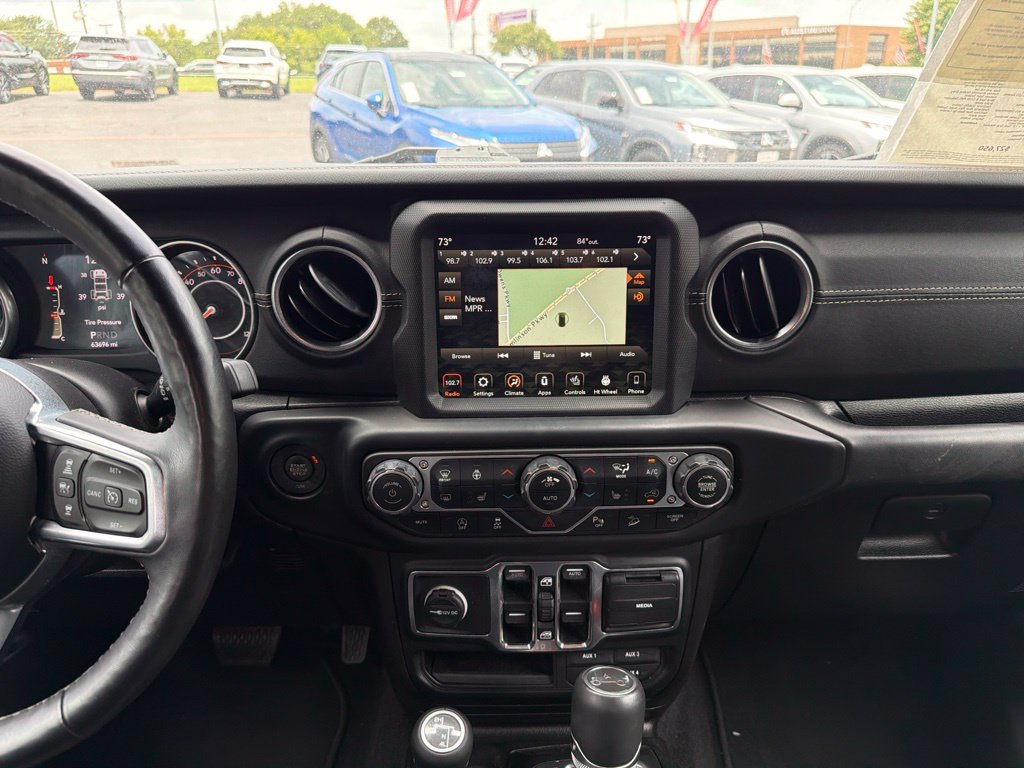 Used 2019 Jeep Wrangler Unlimited Sahara AWD/4WD image 32