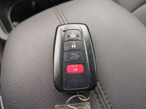 Used 2024 Toyota RAV4 XLE Premium FWD image 33