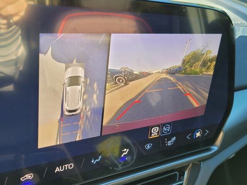 New 2026 Chevrolet Equinox EV RS image 12