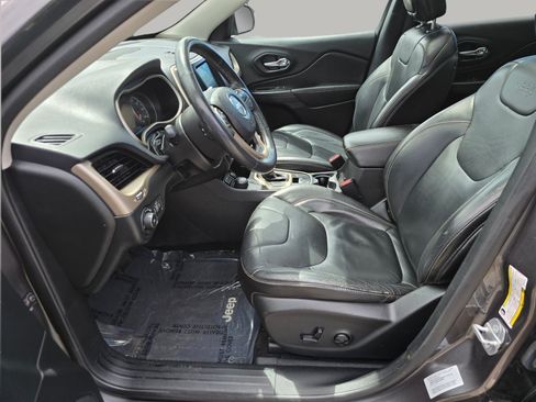 Used 2015 Jeep Cherokee Limited AWD/4WD image 25