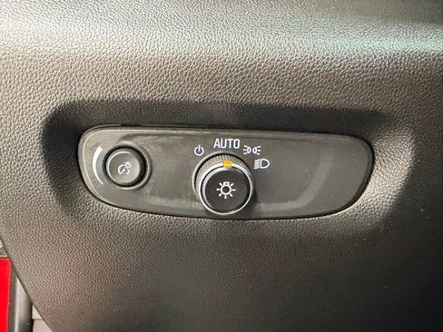 Certified 2023 Chevrolet Traverse High Country image 19