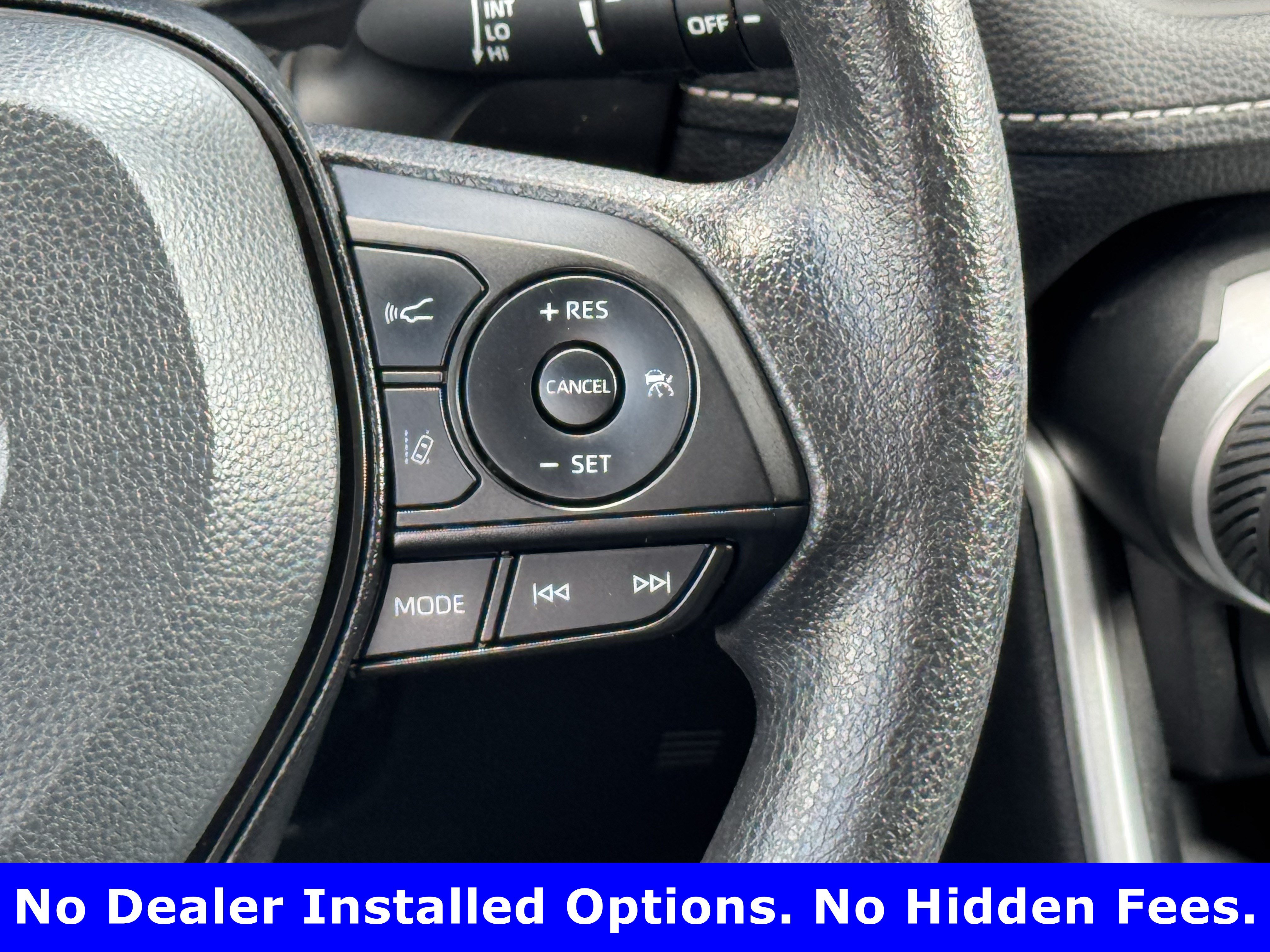 Used 2025 Toyota RAV4 XLE FWD image 13