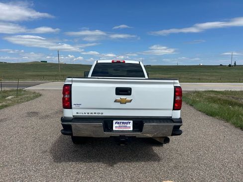 Used 2019 Chevrolet Silverado 2500 W/T w/ WT Convenience Package AWD/4WD image 4