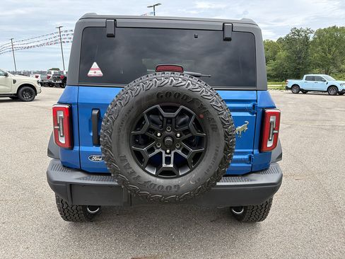 New 2026 Ford Bronco Badlands AWD/4WD image 4