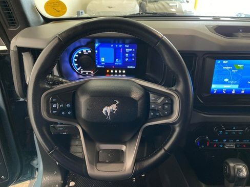 Used 2023 Ford Bronco Black Diamond w/ Sasquatch Package image 19