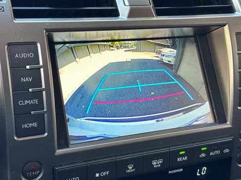 Used 2018 Lexus GX 460 Luxury w/ Preferred Accessory Package AWD/4WD image 27