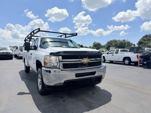 Used 2013 Chevrolet Silverado 2500 W/T RWD image 3