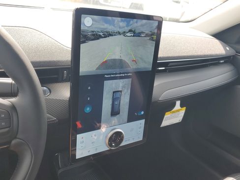 New 2025 Ford Mustang Mach-E Premium image 19