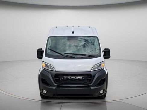Used 2026 RAM ProMaster 2500 w/ Convenience Group FWD image 4