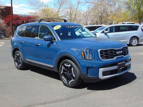 Certified 2025 Kia Telluride S image 1
