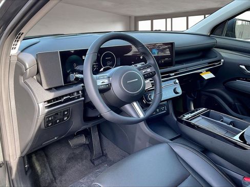 New 2026 Hyundai Tucson Limited image 7