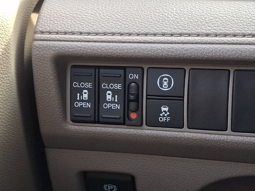 Used 2021 Honda Odyssey EX image 25