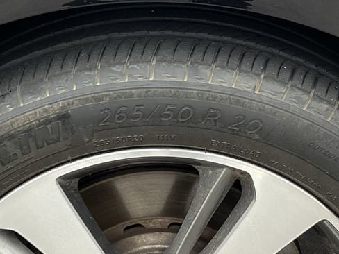 Used 2023 Genesis GV80 3.5T Advanced + image 13