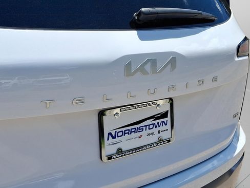 Used 2025 Kia Telluride EX AWD/4WD image 30