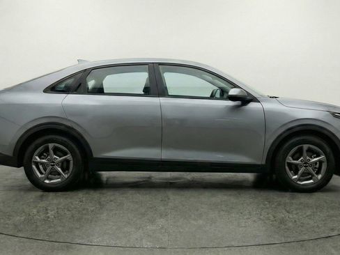 Used 2025 Kia K4 LXS image 11