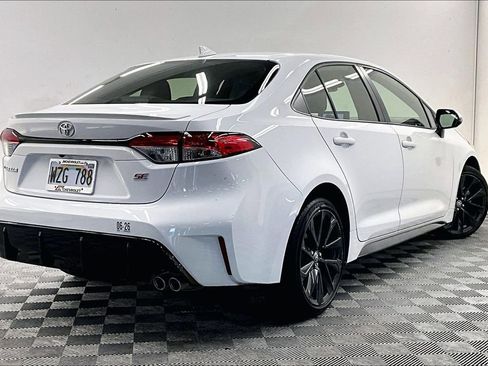 Used 2024 Toyota Corolla SE FWD image 12