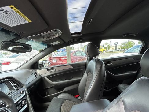 Used 2018 Hyundai Sonata Sport image 16
