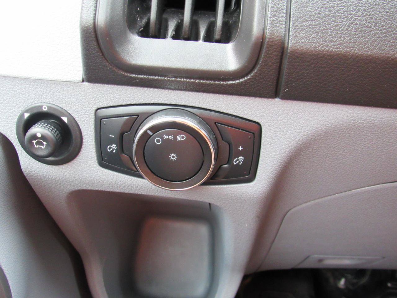 Used 2016 Ford Transit 350 XL RWD image 15