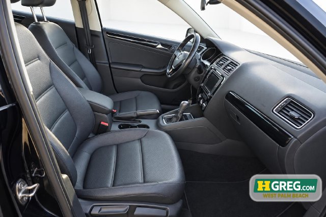 Used 2016 Volkswagen Jetta SEL FWD image 14