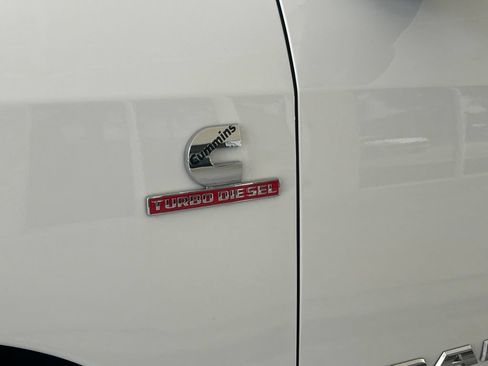 Used 2026 RAM 2500 Laramie AWD/4WD image 16