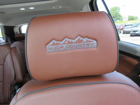 Certified 2018 Chevrolet Traverse High Country AWD/4WD image 23