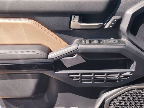 New 2026 Toyota 4Runner Limited AWD/4WD image 21