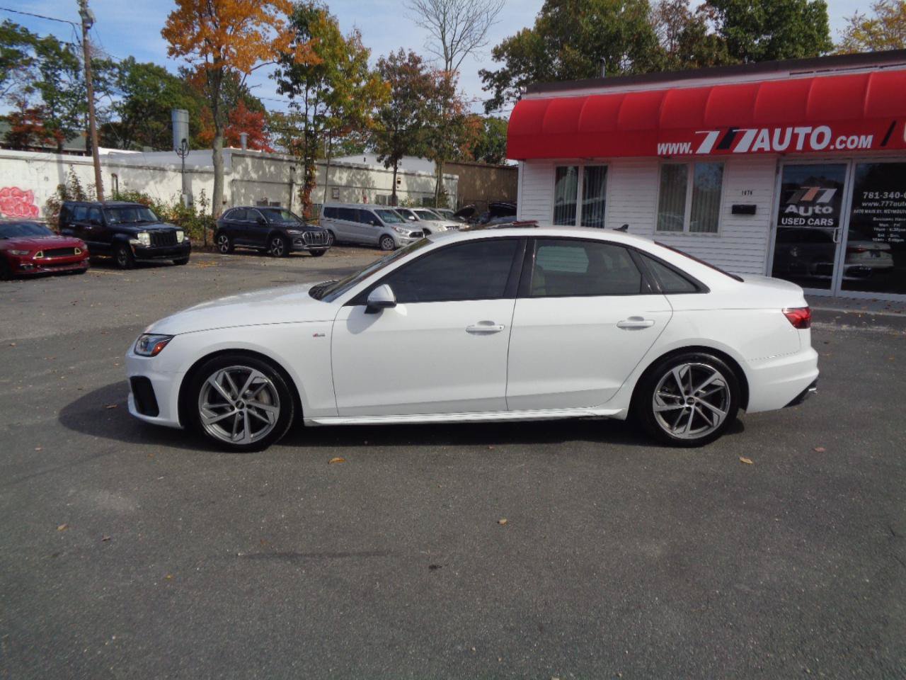 Used 2021 Audi A4 2.0T Premium Plus w/ Premium Plus Package AWD/4WD image 2