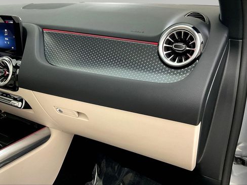 Certified 2026 Mercedes-Benz GLA 250 4MATIC image 26