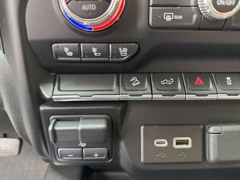 Certified 2021 GMC Sierra 1500 AT4 image 20