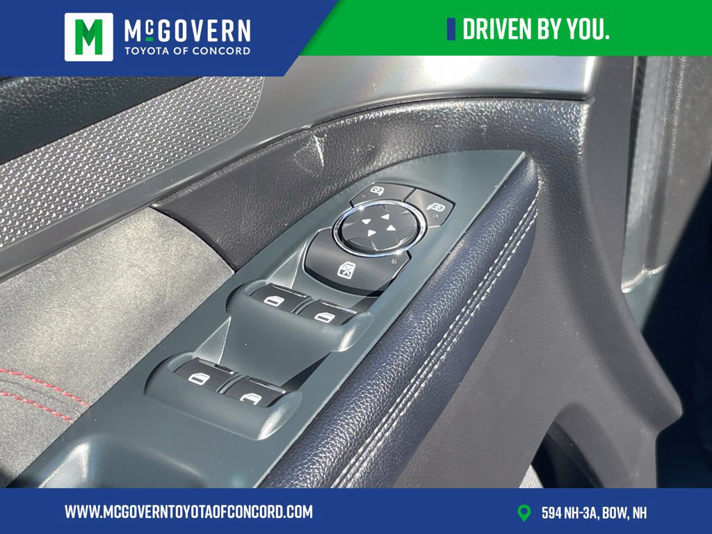 Used 2019 Ford Explorer XLT w/ Equipment Group 202A AWD/4WD image 15