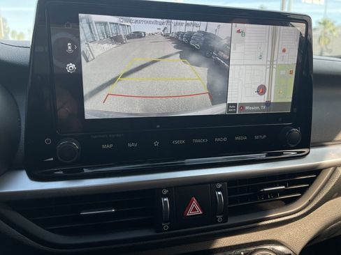 Used 2024 Kia Forte GT-Line w/ GT-Line Premium Package image 10