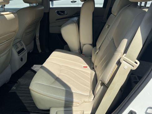 Used 2015 INFINITI QX60 Luxe w/ Premium Package AWD/4WD image 21