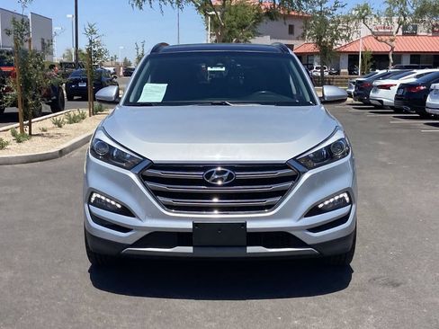 Used 2018 Hyundai Tucson Limited w/ Ultimate Package 02 AWD/4WD image 3