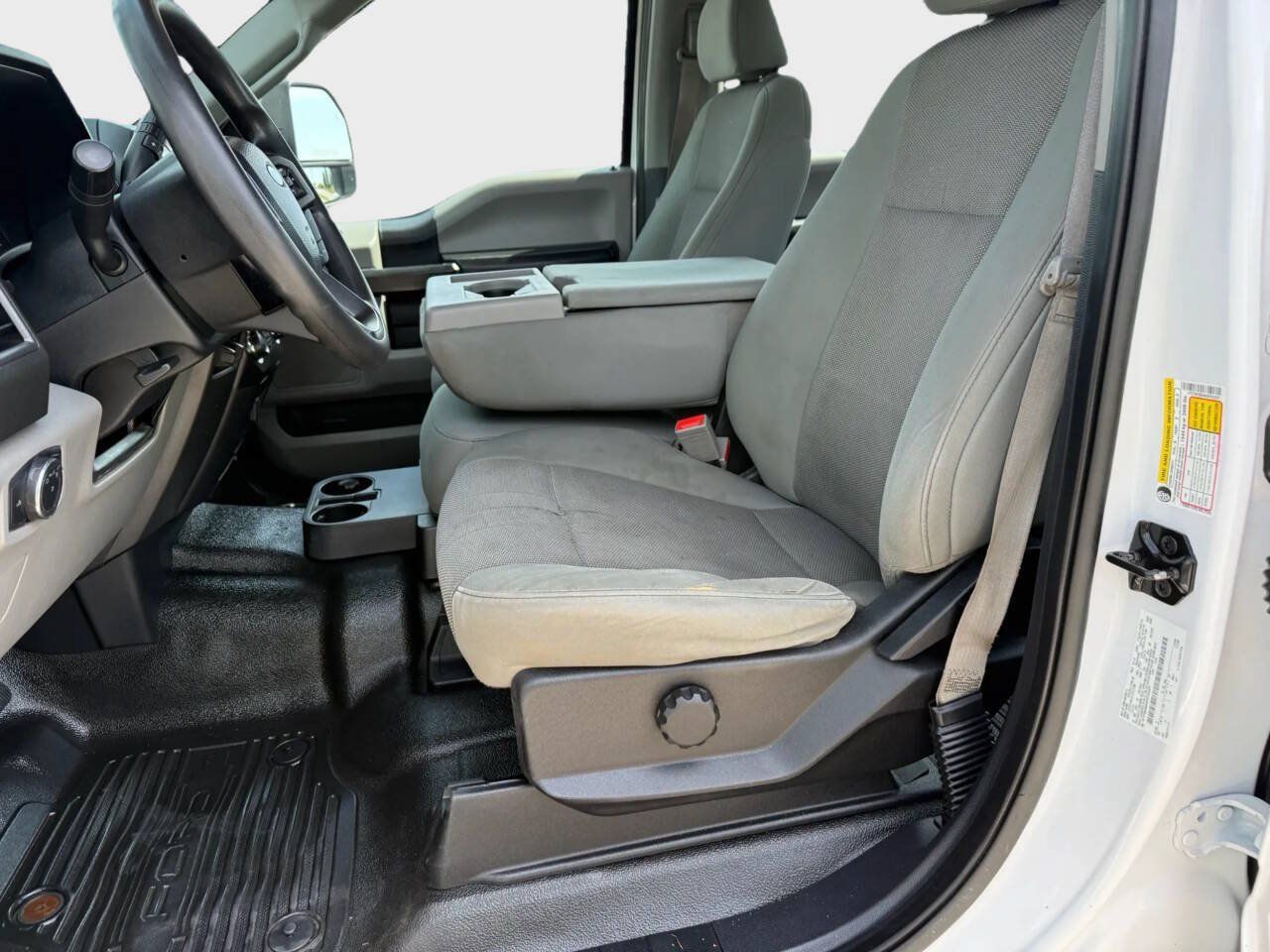 Used 2019 Ford F250 XL w/ Power Equipment Group AWD/4WD image 7