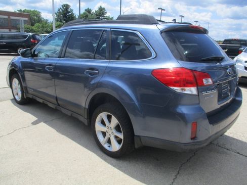 Used 2013 Subaru Outback 2.5i Limited AWD/4WD image 4