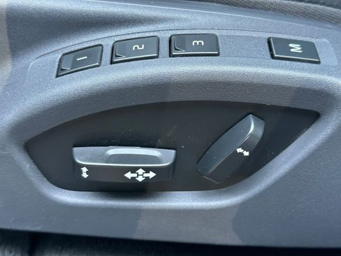 Used 2017 Volvo XC60 T6 Inscription w/ Preferred Option Package image 21