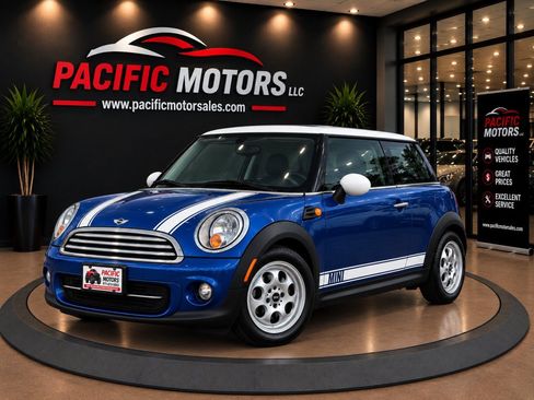 Used 2012 MINI Cooper Hardtop FWD image 2