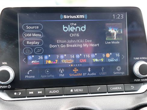 Used 2024 Nissan Sentra SV FWD image 29